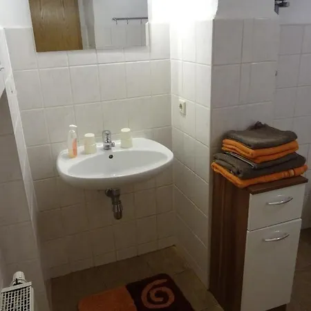 Muellers Erste In Der Altstadt Von Διαμέρισμα *